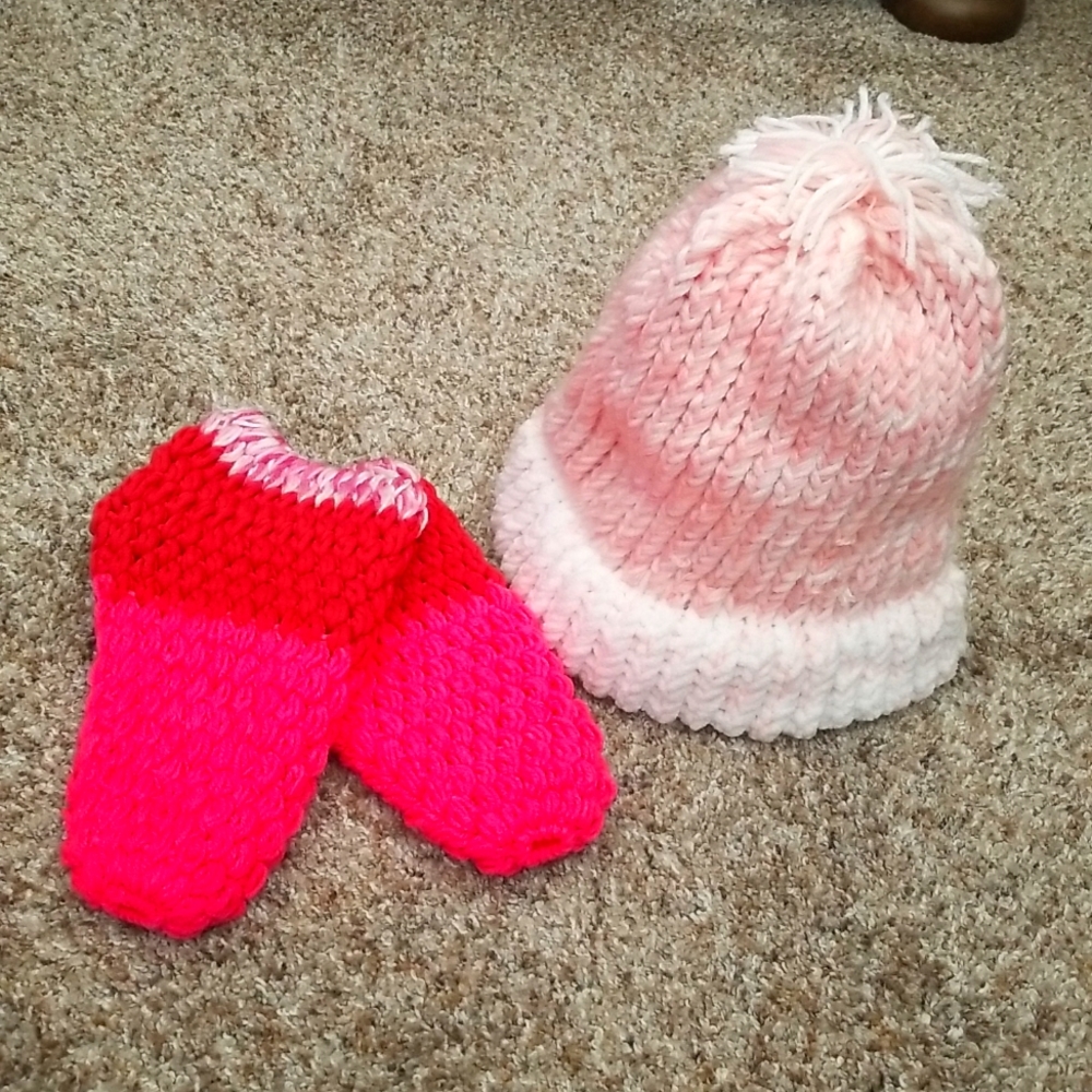 Hat & Socks Set (Hand Knit)
